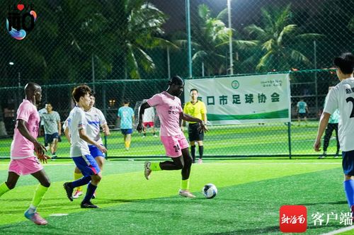 英超：保级形势占优 埃弗顿2-0诺丁汉森林